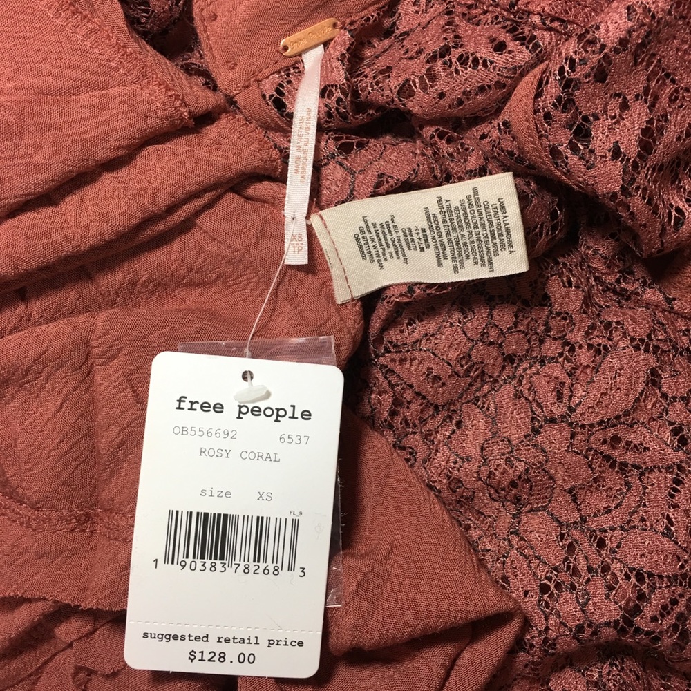 Free People Secret Origins Lace Tunic Dusty Mauve, Long Bell Sleeve NWT - Picture 6 of 8